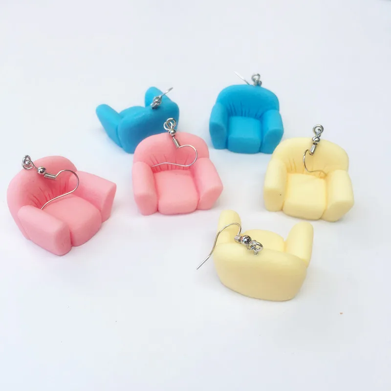 New Arrival Funny Colorful Sofa Drop Earrings for Women Girls Yellow Pink Blue Sofa Unique Dangle Earrings Fashion Brincos 2019 New Arrival Funny Colorful Sofa Drop Earrings for Women Girls Yellow Pink Blue Sofa Unique Dangle Earrings Fashion Brincos 2019