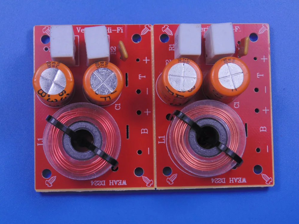 2pcs WEAH D224 2 Way 2 Unit Audio Speaker Frequency Divider Stereo