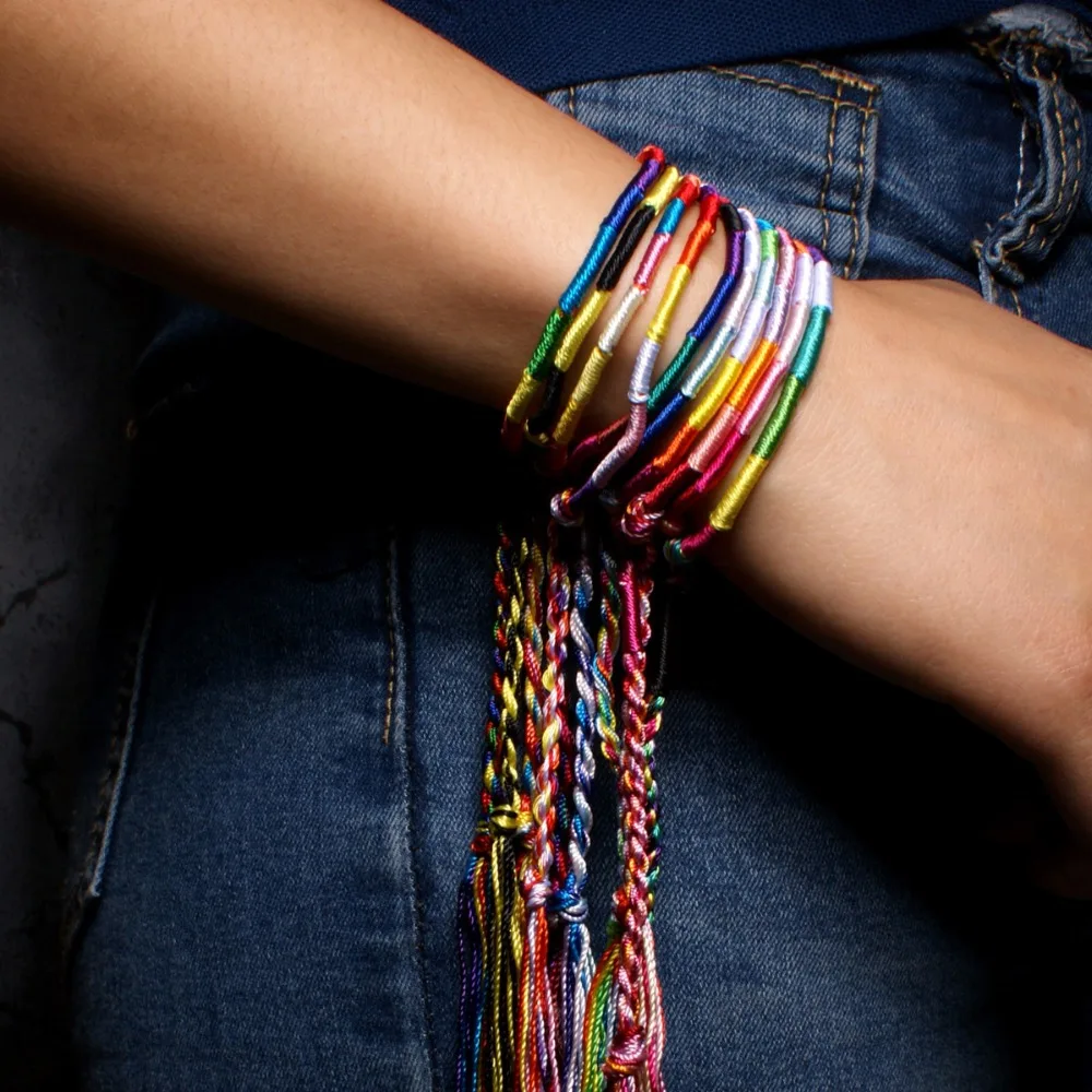 

DIEZI 10pcs Nepal Multicolor Handmade Rainbow Lucky Knot Bracelet Ehthic Adjustable Cotton Rope Friendship Bracelet for Women