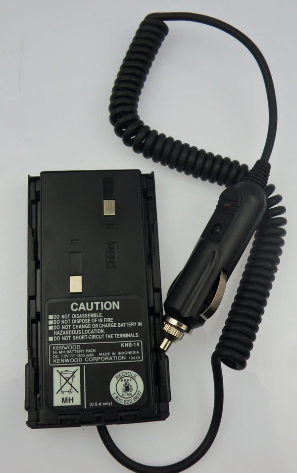 TK3107 fm radio 12V car charger for portable two way radio transceiver