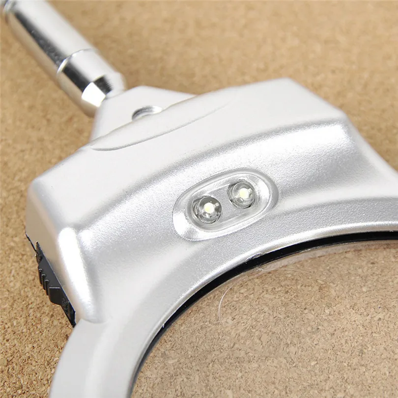 New Desk Lamps Lighted Table Top Desk Magnifier Magnifying Glass Clamp 3 x AAA Batteries(Not Included) Luces 40DC603