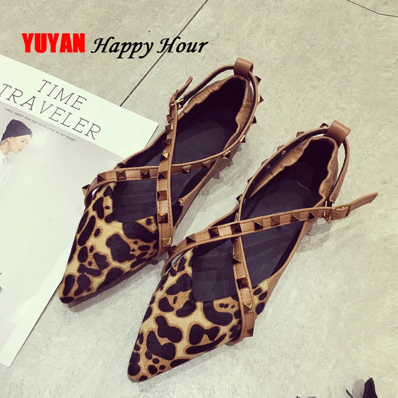 

Fashion Party Shoes Women Pointed toe Flat Leopard Boat Shoes Women's Flats Sexy Ladies Rivets Flats YX075