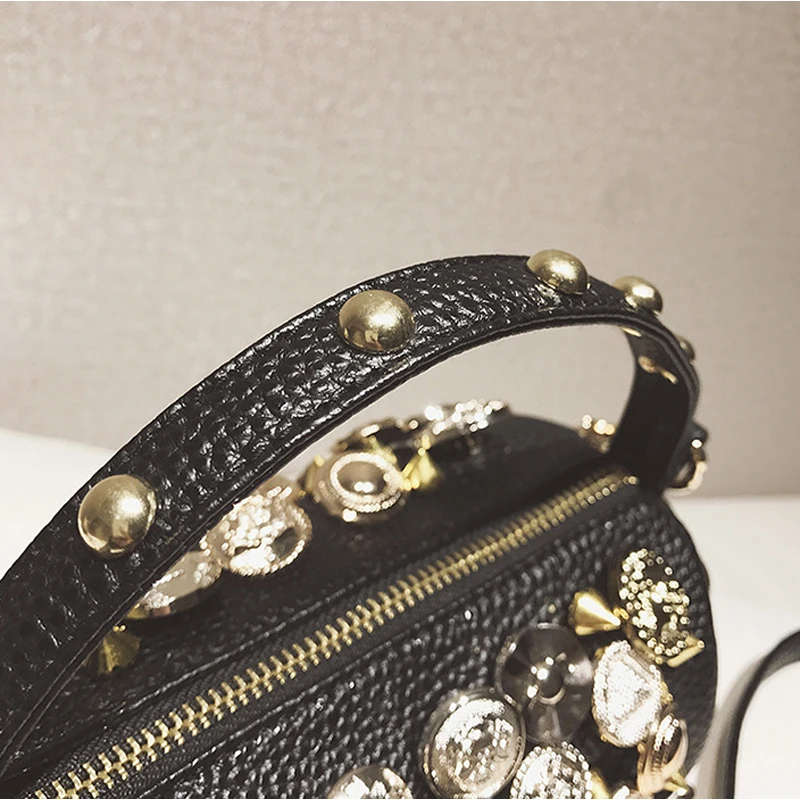 8746903060_1809387386