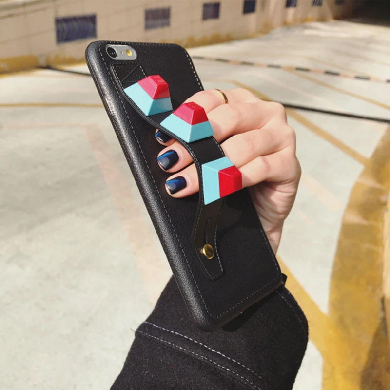 2017 New Luxury Rivet Studded GRIP Strap Phone Case For iPhone 7 7plus