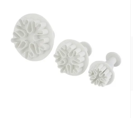 

3pcs/set Snowflake Fondant c ake Decorating Plunger Sugarcraft Cutter Mold Tools Christmas c ake Decorating Tools 70 80