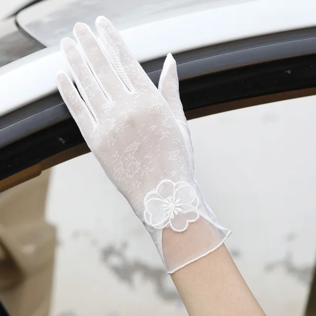Sexy Spring Summer Women Autumn UV Sunscreen Short  Sun Gloves Fashion Ice Silk Lace Driving Of Thin Touch Screen Gloves G07A 2