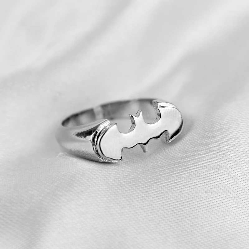 Simple Fashion Super Hero Batman Rings Vintage Silver Plated DC Comics  Superman Metal Rings For Men Women Movie Fans Jewelry - AliExpress