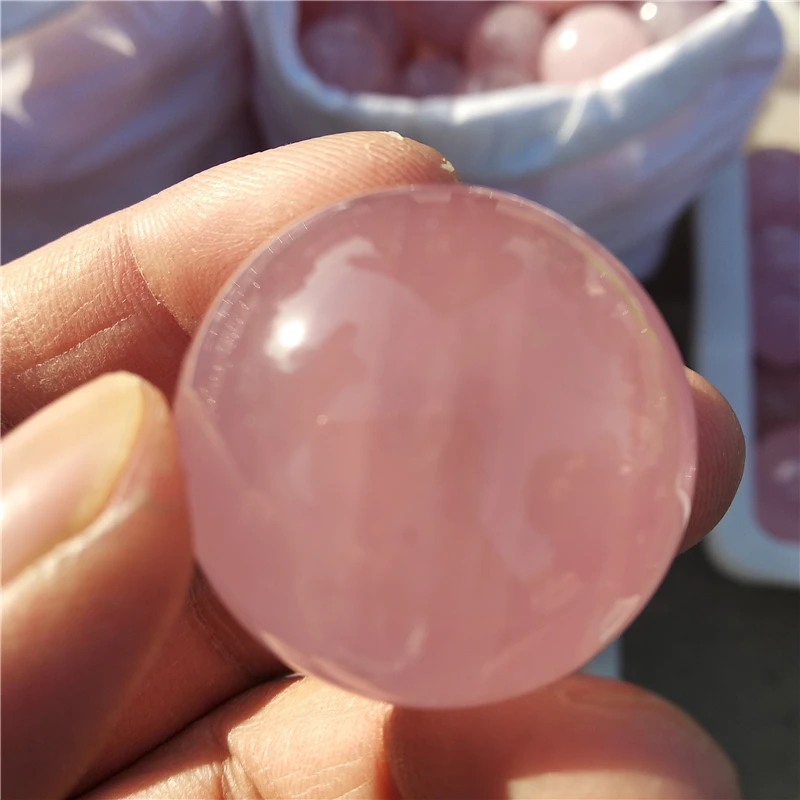 

about 4 cm top quality natural pink quartz crystal sphere meditation rose crystal ball reiki healing remove negative energy