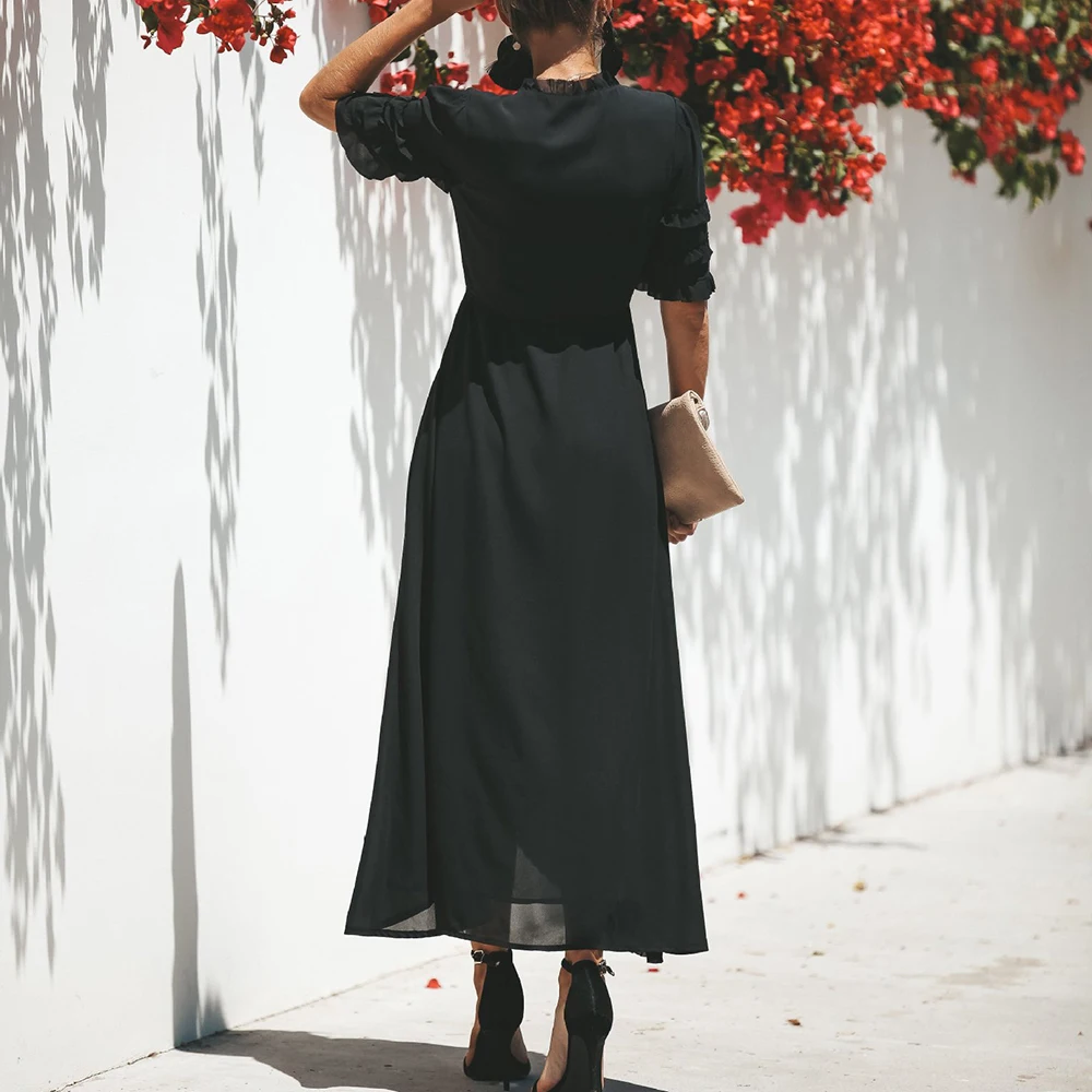 10856395496_2056663323