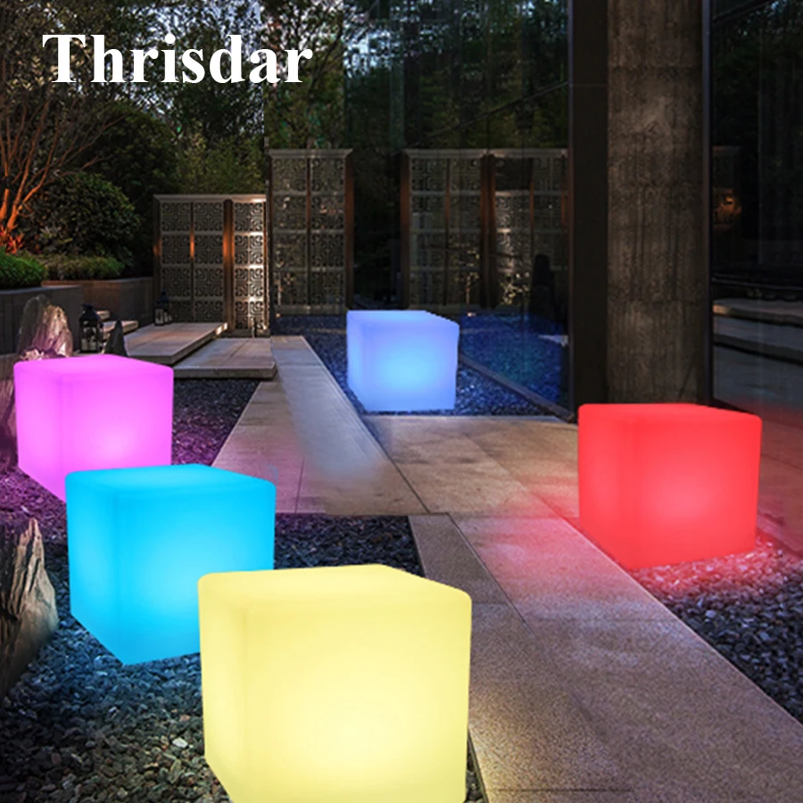 

Thrisdar IP68 RGB Rechargeable Cube Led Night Light Outdoor illuminated Furniture Cube Bar Party Restuarant Table Light