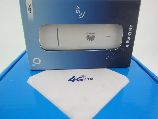 bilder für 150 Mbps FDD Entsperrt Huawei E3372h-153 3G 4G LTE USB Dongle + 4G CRC9 35dbi antenne bilder für 150 Mbps FDD Entsperrt Huawei E3372h-153 3G 4G LTE USB Dongle + 4G CRC9 35dbi antenne