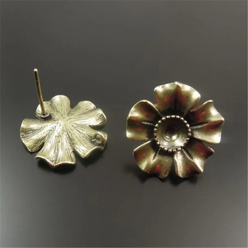 10 шт./упак. Винтаж Для женщин Дейзи цветок серьги 17*17*15 мм Античная Стиль латунь цветок серьги-гвоздики, ювелирные изделия выводы 32416