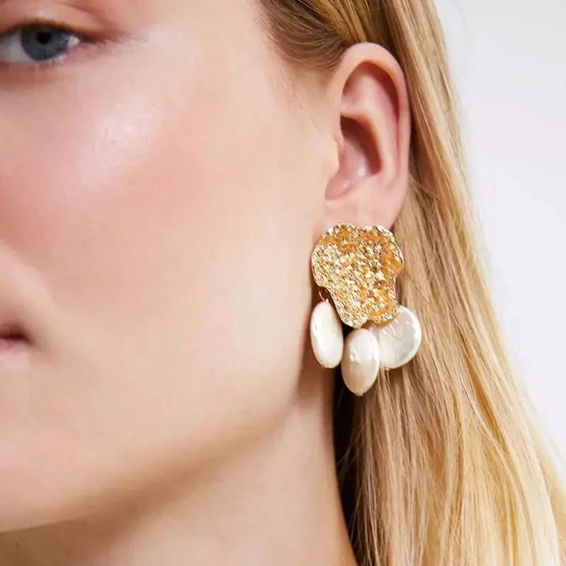 

Hot Sale Fashion Brand Pearls Charms Drop Dangle Earrings for Women Fashion Jewelry Bohemain Collection Earrings Accessories