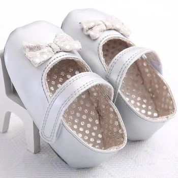

Newborn baby solid color cute baby girl polka dot bow toddler shoes