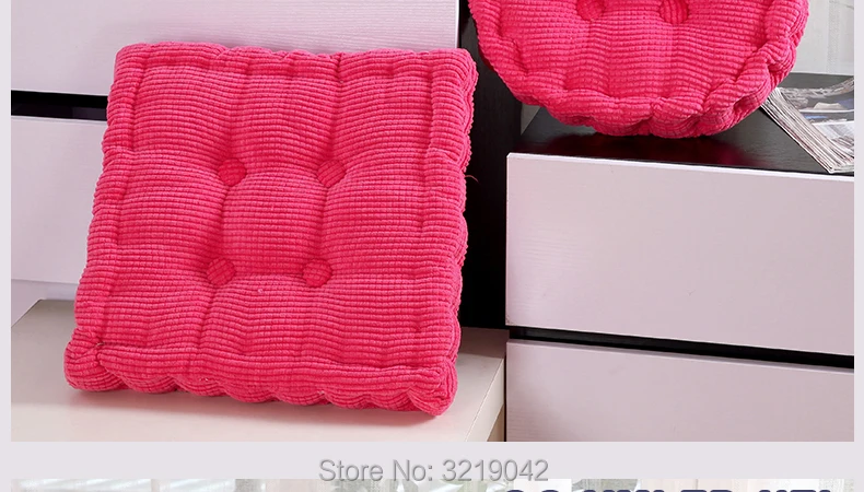 Corn-Cushion-790-02_09