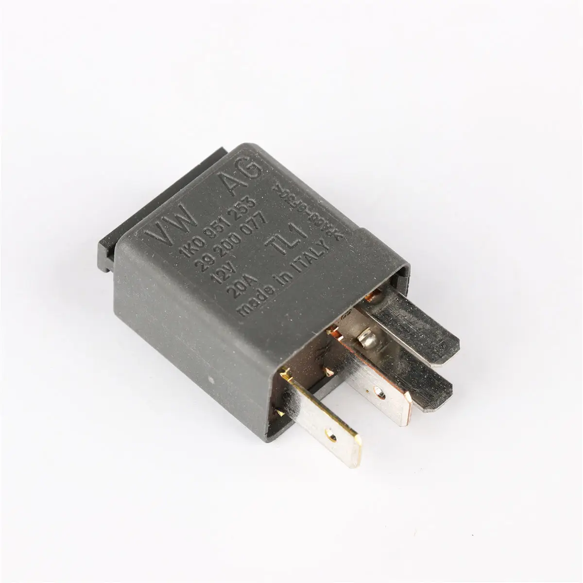 1Pcs Genuine Engine Control Unit Relay For VW Jetta MK6 Passat CC NF