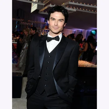 

2017 Custom Peak Lapel Black Groomsmen Tuxedos Best Men Wedding Suits Men's Formal Occasion Wear Suit (Jacket+Pants+Vest+Bow)