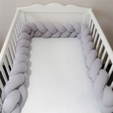 1M 2M cama de bebé nudo de parachoques largo hecho a mano trenzado tejido de felpa bebé cuna Protector infantil nudo almohada decoración de la habitación