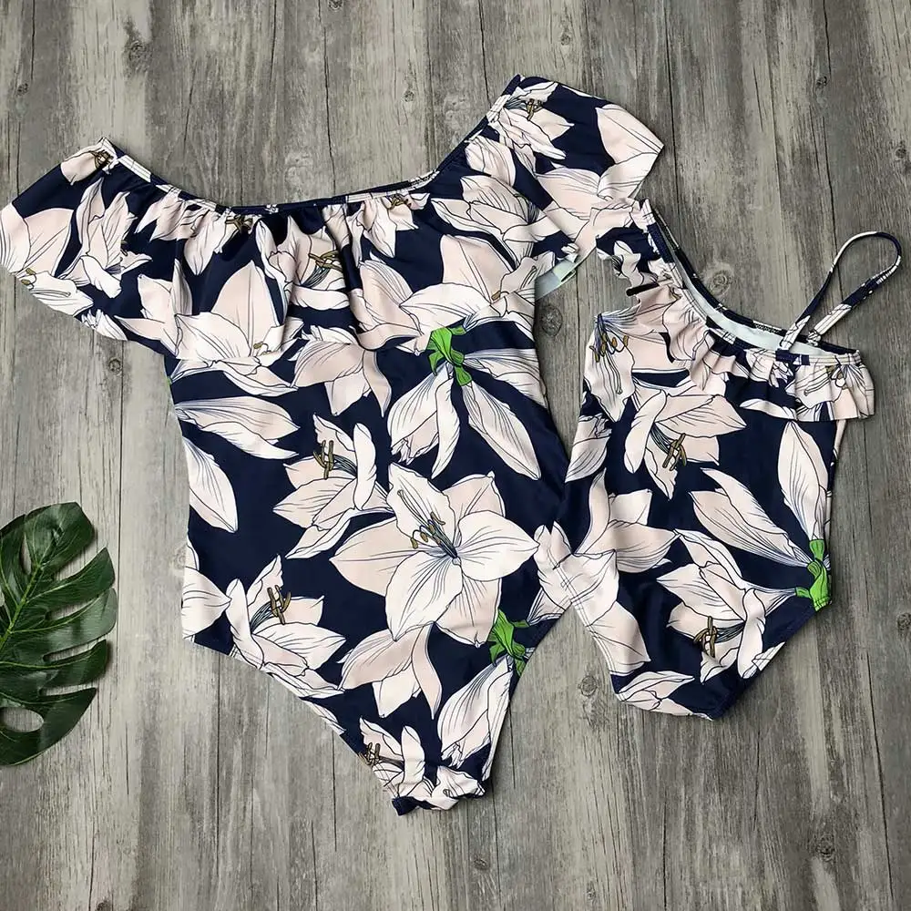 

Ruffles One piece Swimsuits New Summer Family Matching Bikini Look Mum Women Girls Lily Flower Printed Off-Shoulder