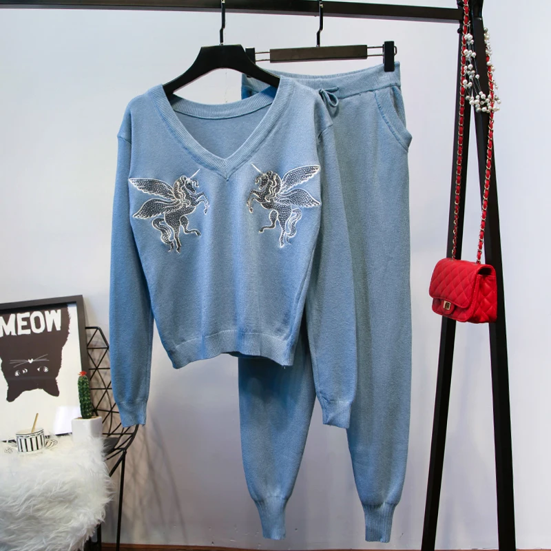 

New Autumn Winter Fashion Women's Sets Beading Embroidery V Neck Knitted Sweaters + Ultra Long Trousers Female Suits Casual