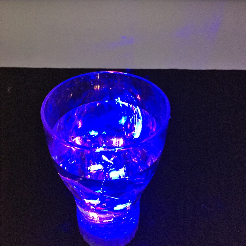 

Diamond ice cube LED Glow Party Colorful Induction Light Bar Wedding Into The Water Gifts Flashing Light Various Colours Toys