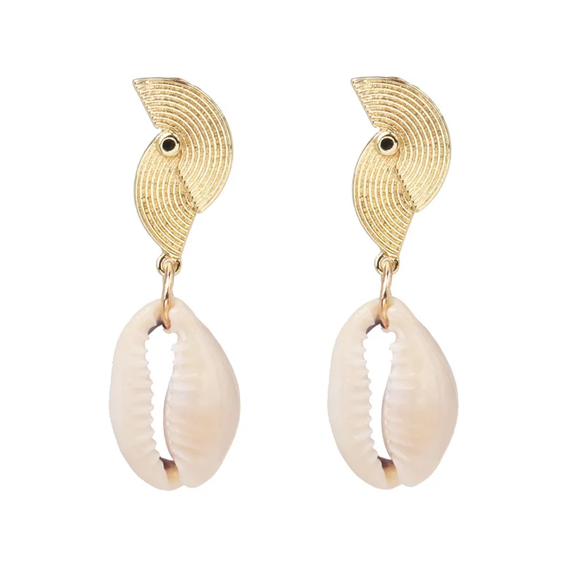 

Gold Geometric Seashell Drop Earrings for Women Summer Beach Sea Shell Charm Jewelry Statement Earings Fashion Jewelry 2019