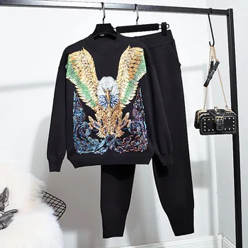 

2018 New Fashion Autumn and Winter Women's Hawk Head Sequin Beads Loose Long-sleeved Sweater and Trousers Two Pieces Suit