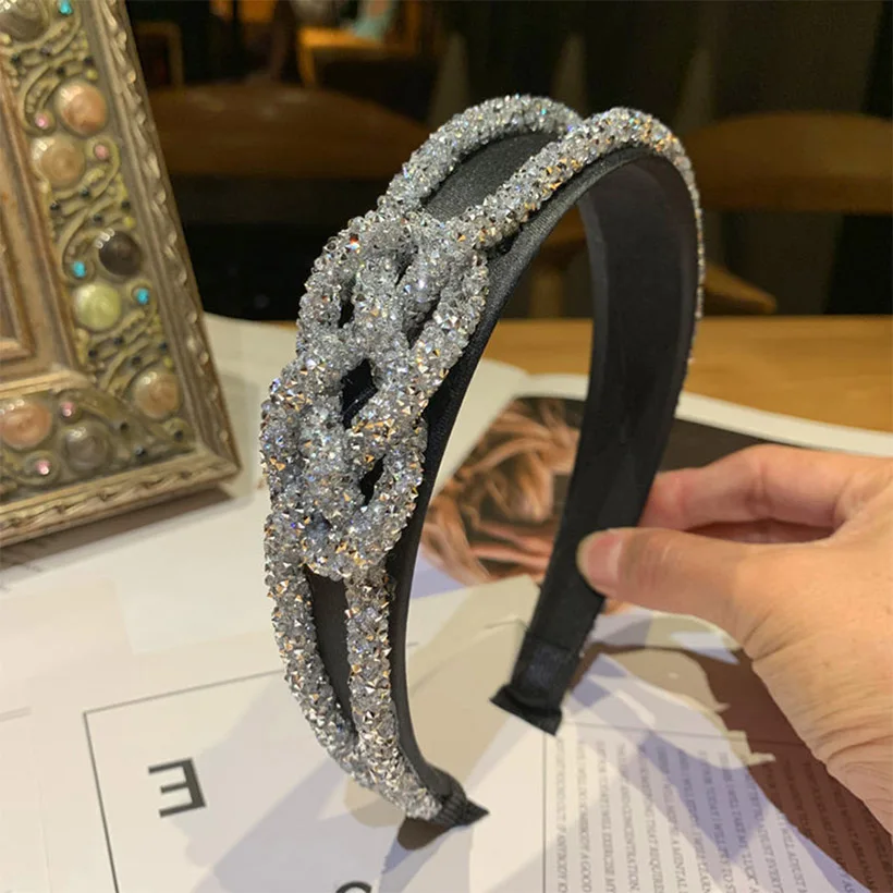 LEVAO Glitter Rhinestone Elegant Chinese Knot Headbands Bezel Turban Wide Size Girls Women Hairband Hair Accessories Hair Hoop - Color: B