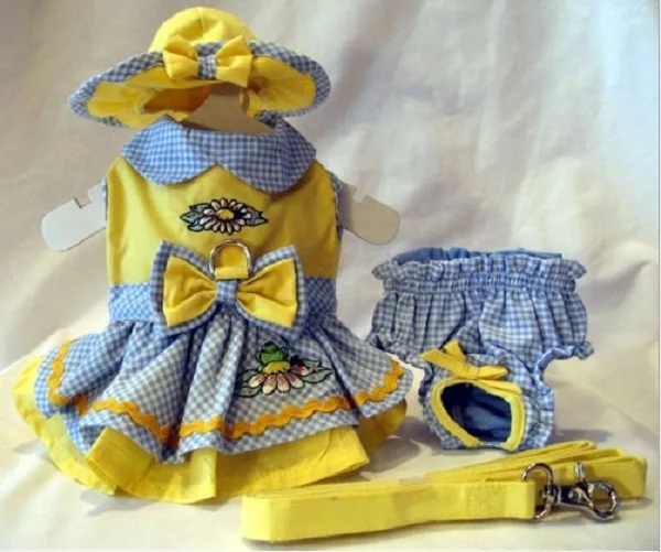 S15_New_design_XS_XL_Pet_dresses_Set_Dog_Puppy_Cats_Dress_Harness_Leash_Collar_Hat Headwear_Physiological_Sanitary_Panty_1