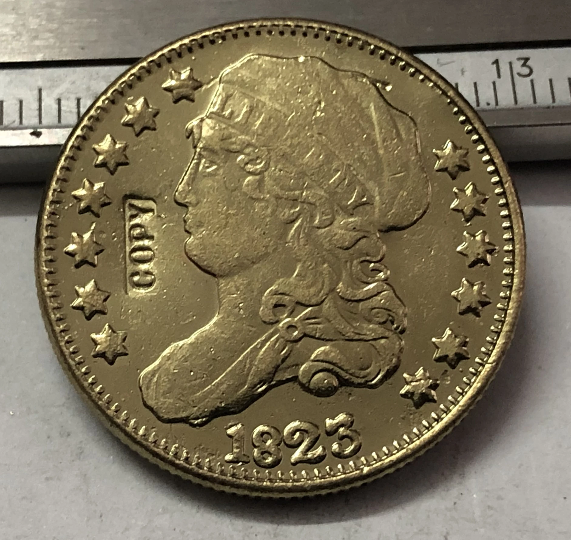 1823 США с закрытым бюстом$5 позолоченный доллар точная копия
