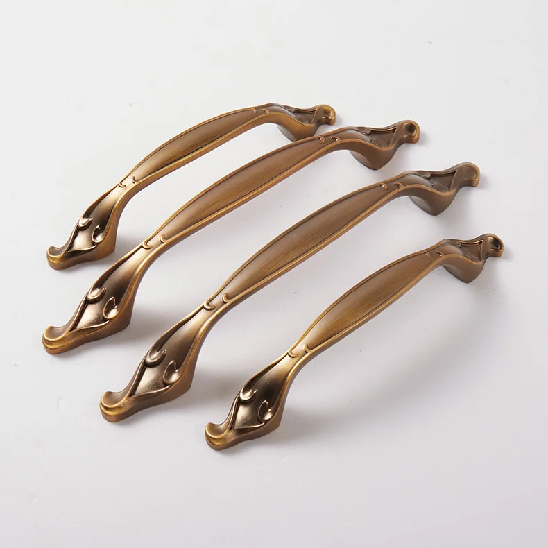 

New cabinet of 2017 new cabinet pulls hand of archaic Europe ark of a cabinet pull hand zinc alloy single hole qing ancient bron