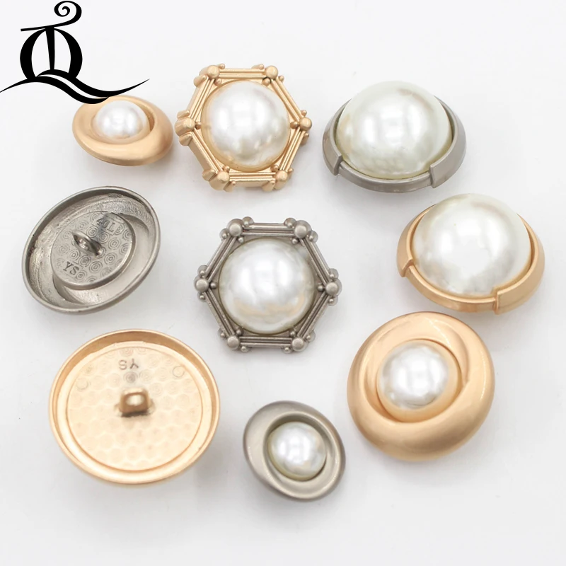 

18-25mm Pearl With Rhinestones Round Coat Clothing Metal Buttons Garment Accessories DIY Sweater Jacket Material Sewing Supplies