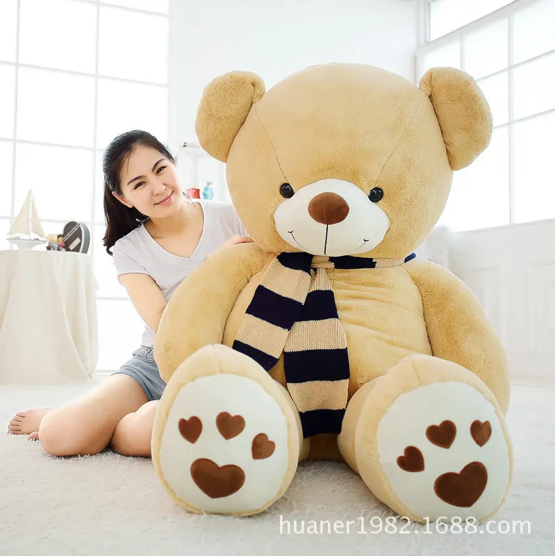 grosse peluche ours