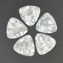 Lots of 100 pcs Rounded Triangle Heavy 0.96mm Celluloid Guitar Picks White Pearl