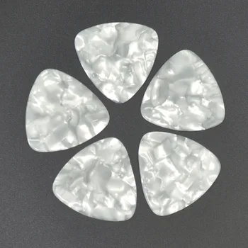 Lots of 100 pcs Rounded Triangle Heavy 0.96mm Celluloid Guitar Picks White Pearl