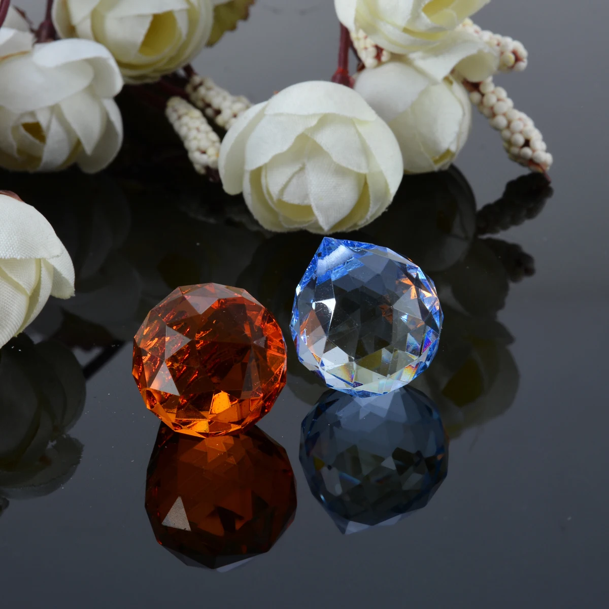8Pcs Crystal Lighting Pendant Rainbow Chandelier Light Lamp Part Ball Prisms Suncatcher Pendant Hanging Drop Home Ornament