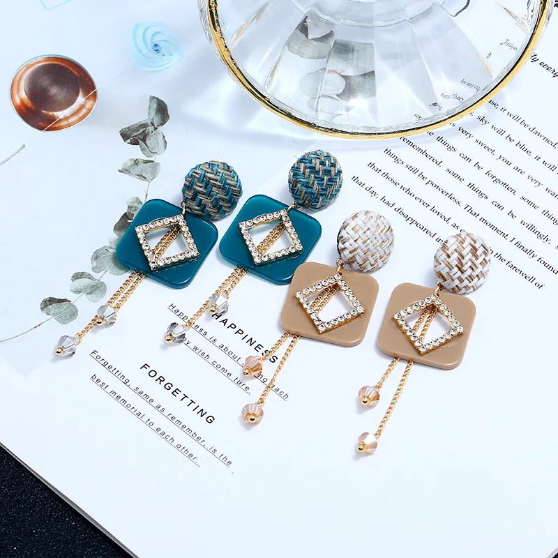 

Dominated Acrylic Wome Fashionable Sweet Geometry Acrylic Crystal Earrings Exaggerated Round Long Drop Earrings Jewelry