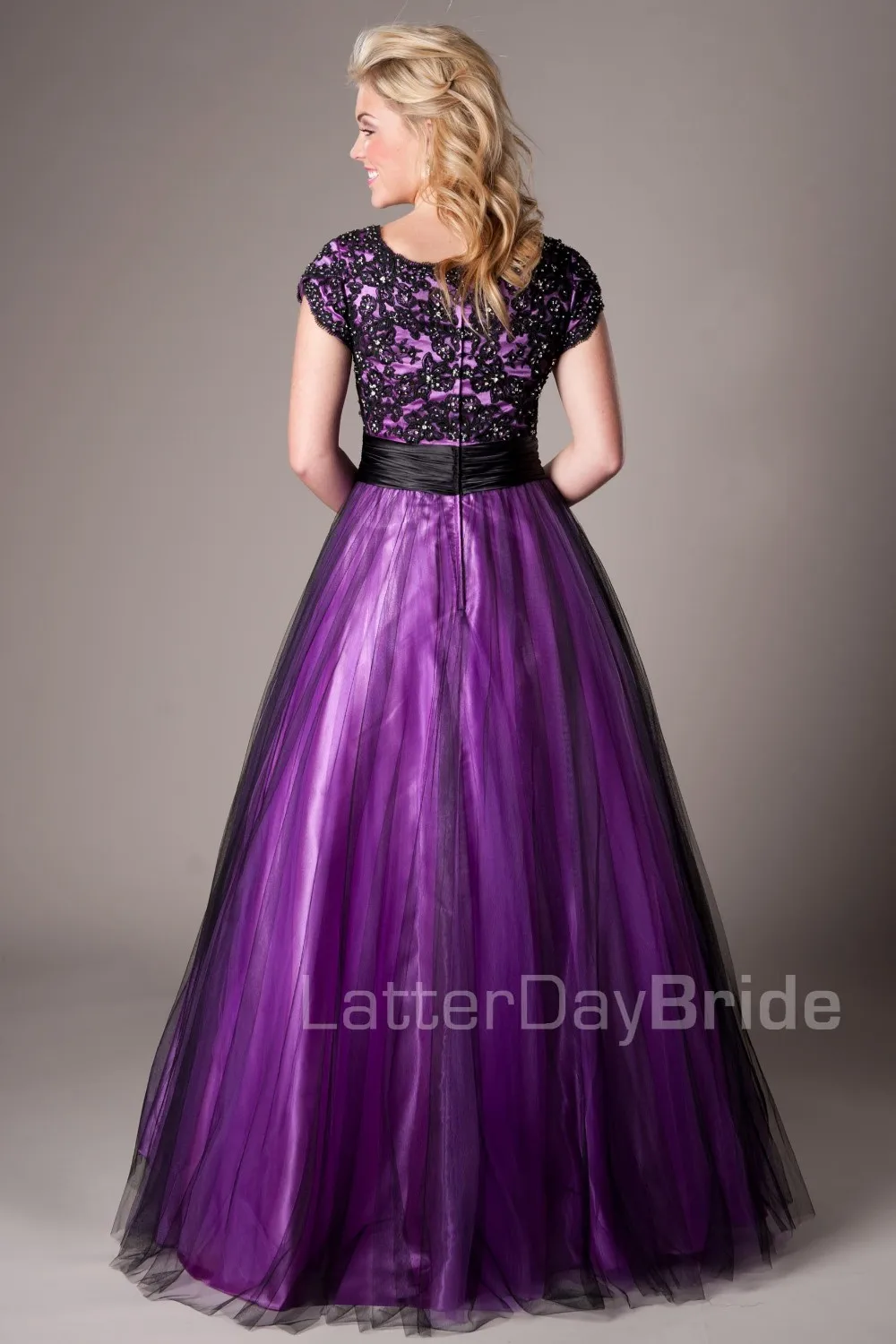 2019 черный фиолетовое бальное платье скромные платья для выпускного с рукавами пол Длина бисером с аппликацией из кружева и тюля для
