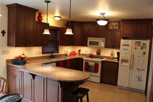 Special Offers 2017 solid wood kitchen cabinets customized-made traditional kitchen furniture S1606106 Special Offers 2017 solid wood kitchen cabinets customized-made traditional kitchen furniture S1606106