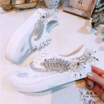 

The latest high-quality women's shoes in Europe in 2019, free delivery, the most fashionable women's shoes with tassels
