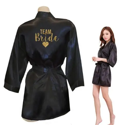 

Kimono Robe Faux Silk Women Wedding Preparewear Bride Team Heart Golden Glitter Print Robes Bachelorette Pajamas Free Shipping