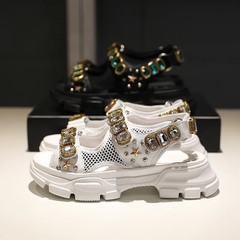 

2019 Luxury Design Crystal White Women Sandals Brand Designer Platform Creepers Wedding Shoes Rivet Party Sandals Woman Black