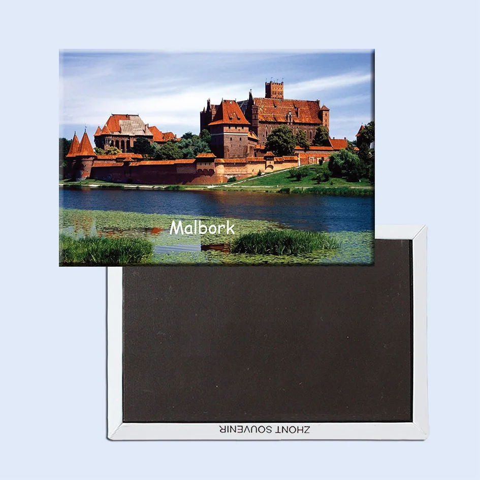 Дорожные магниты для холодильника 78*54 мм Польша Malbork замок жесткие на холодильник