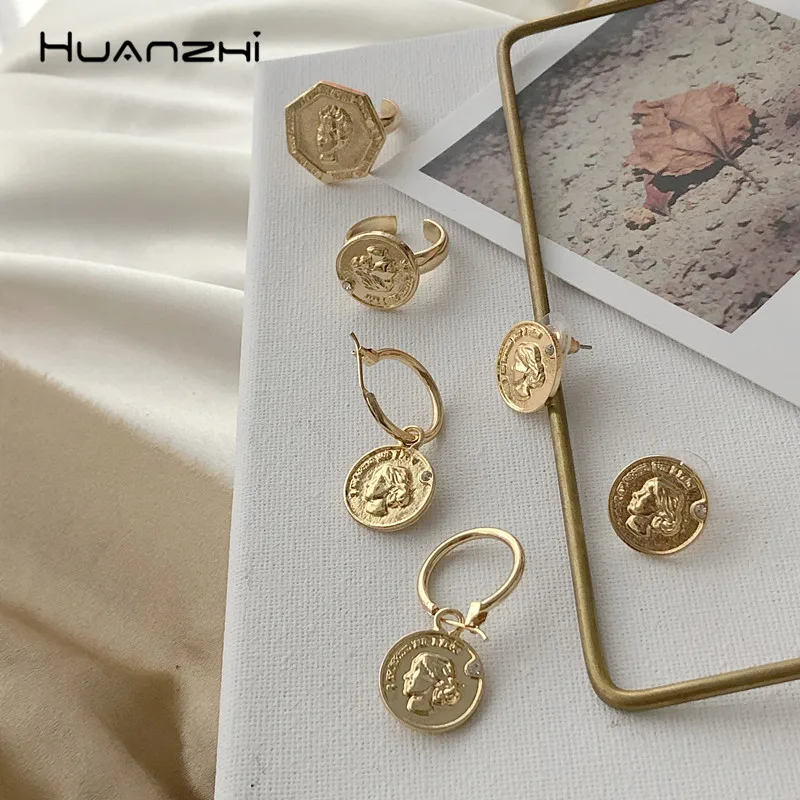 

HUANZHI 2019 Retro Coin Portrait Trendy Gold Color Metal Simple Geometric Round Drop Earrings for Women Girl Party Gifts Jewelry