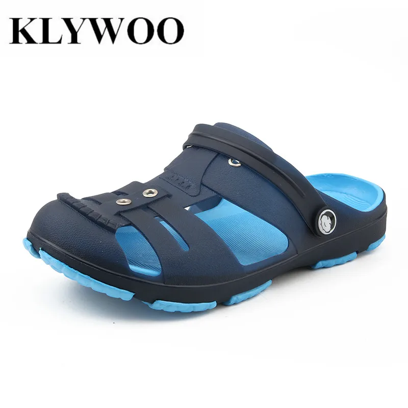 

KLYWOO 2019 Men Summer Beach Slippers Hole Hollow Out Sandals Fashion Men shoes Breathable Beach Sandals Men Slides Jelly Shoes