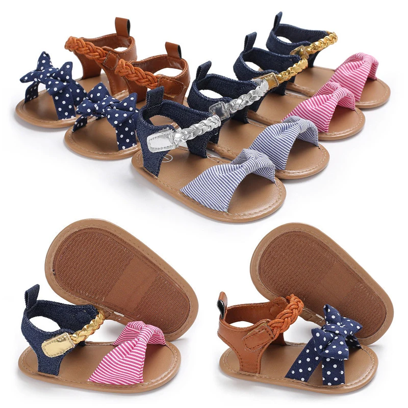 Сандалии с цветочным узором для новорожденных девочек; летняя повседневная обувь; модная обувь на плоской подошве с бантом в полоску и на мягкой застежке; 3 стиля; 0-18 месяцев
