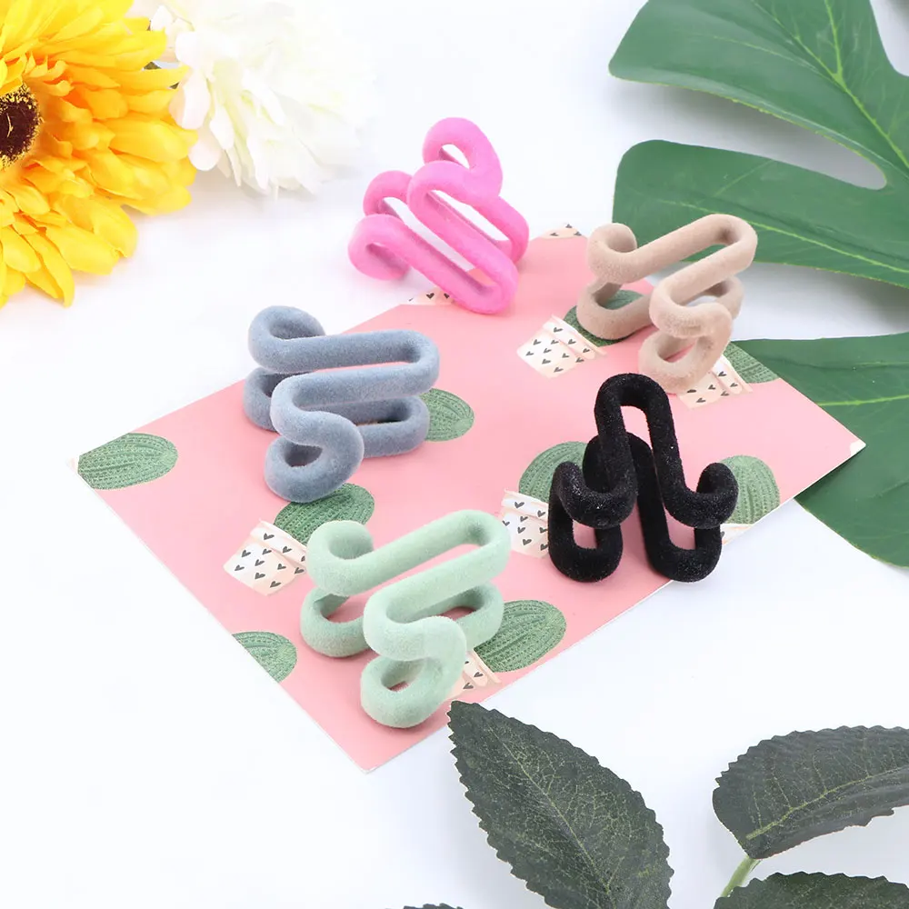 Mini Plastic Flocking Dual Hook Multifunctional Portable Hooks Clothes Bags Hanger Drying Rack Wardrobe Storage Rack 3PC