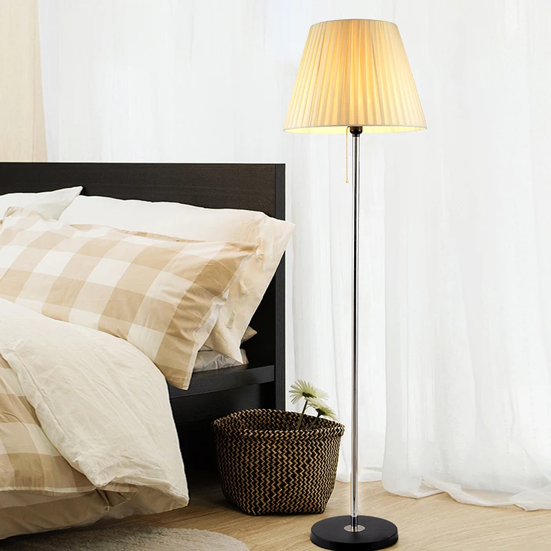 Modern-simple-living-room-bedroom-bedside-lamp-European-creative-fabric-decoration-remote-control-LED-floor-lamp (2)