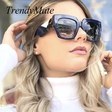 Luxury Italian Sunglasses Women Brand Designer Full Star Sun Glasses Female Oversize Retro Square Ladies Sunglasses Shades 1301T