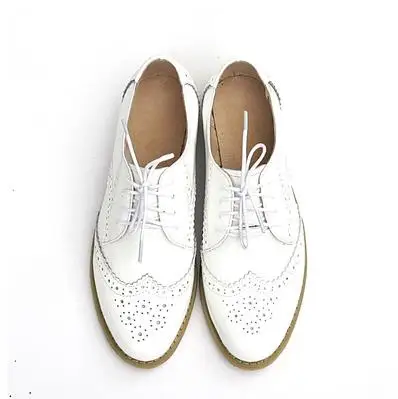 Женские оксфорды из натуральной высококачественной кожи повседневные туфли из тисненой воловьей кожи большие размеры 33-45 туфли дерби на плоской подошве - Цвет: White shoes